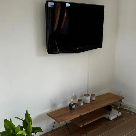 T2 - Proche - Balcon Ensoleillé Appartamento Six-Fours-les-Plages