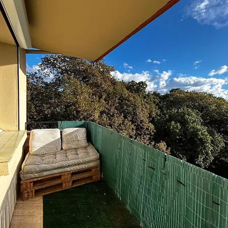 T2 - Proche - Balcon Ensoleillé